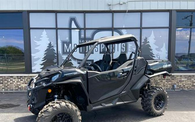 2023 Can-Am Commander XT 700