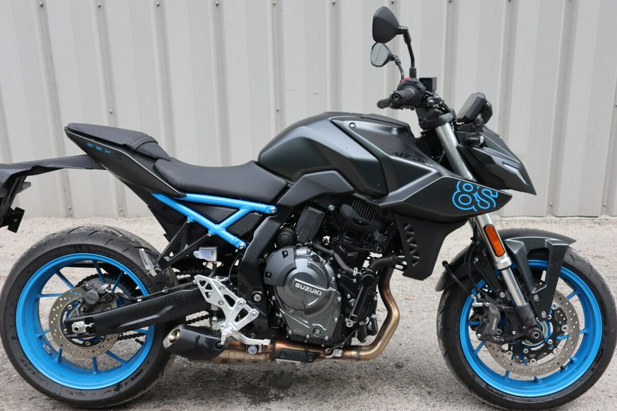 2024 Suzuki GSX-8S