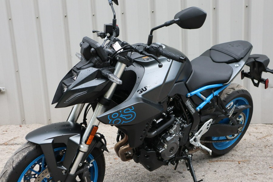 2024 Suzuki GSX-8S