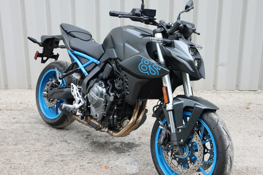 2024 Suzuki GSX-8S