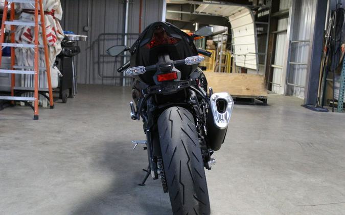 2026 Kawasaki Ninja® ZX™-6R Base