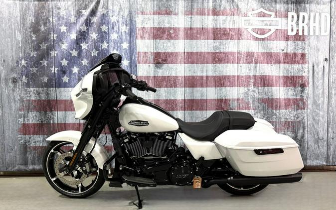 2025 FLHX Street Glide