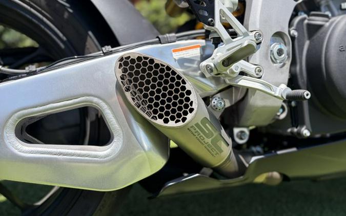 2024 Aprilia RSV4 FACTORY 1100