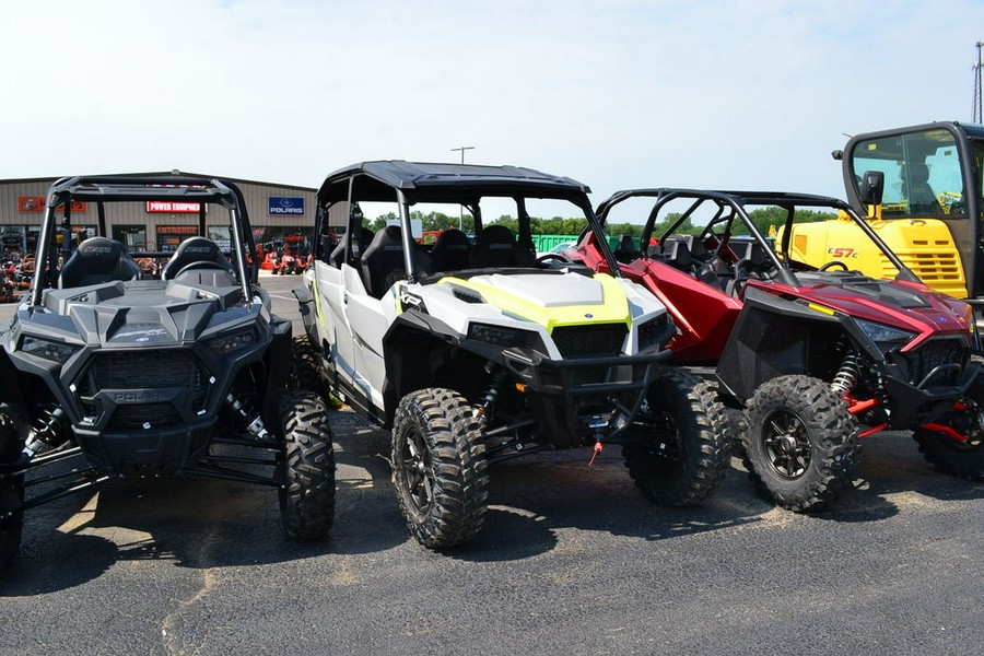 2024 Polaris® General XP 4 1000 Sport