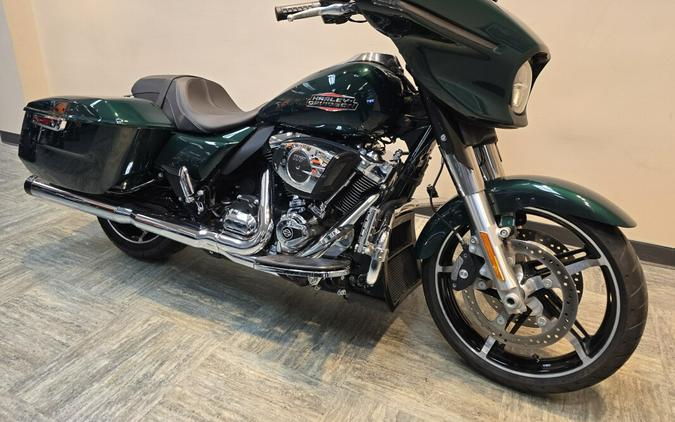 2024 Harley-Davidson® Street Glide® Alpine Green FLHX