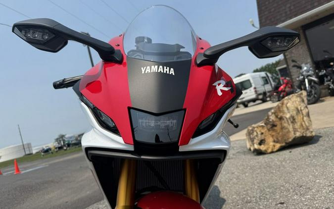 2026 Yamaha YZF R7 70Th Anniversary Edition