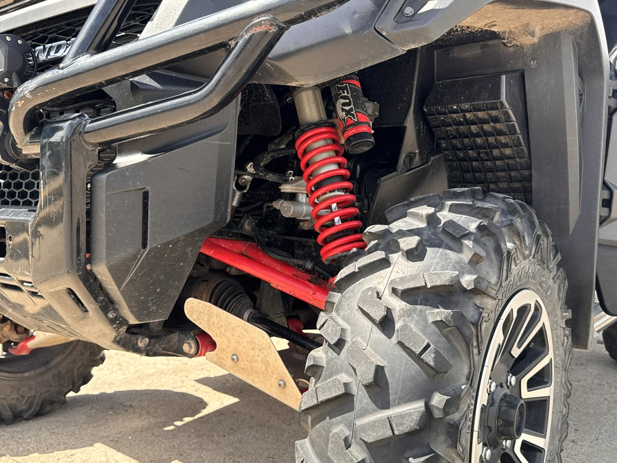 2017 Honda Pioneer 1000 LE