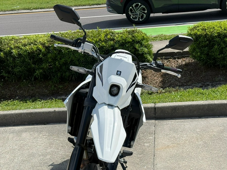 2025 Suzuki Motor of America Inc. DR-Z4SM