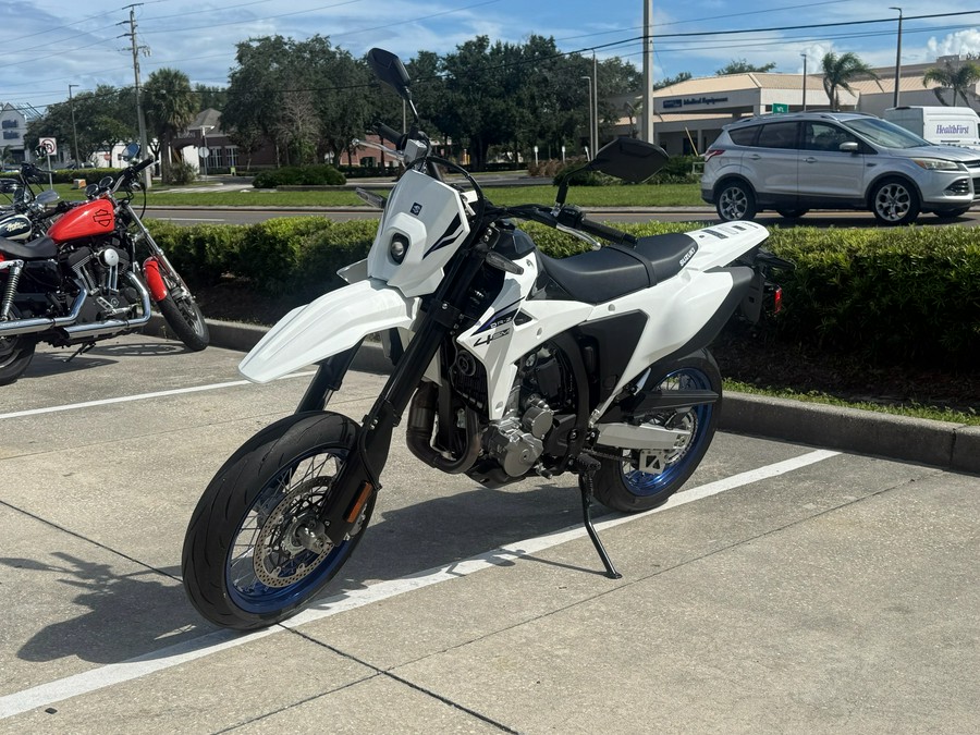 2025 Suzuki Motor of America Inc. DR-Z4SM