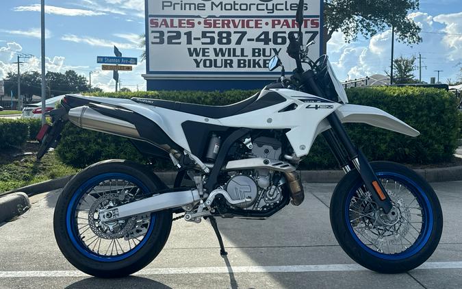 2025 Suzuki Motor of America Inc. DR-Z4SM