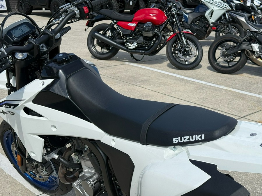 2025 Suzuki Motor of America Inc. DR-Z4SM