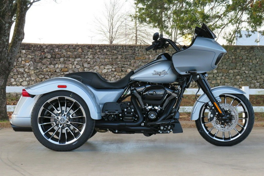 2024 Harley-Davidson® FLTRT - Road Glide® 3