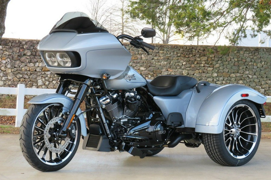 2024 Harley-Davidson® FLTRT - Road Glide® 3