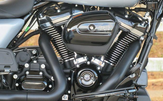 2024 Harley-Davidson® FLTRT - Road Glide® 3