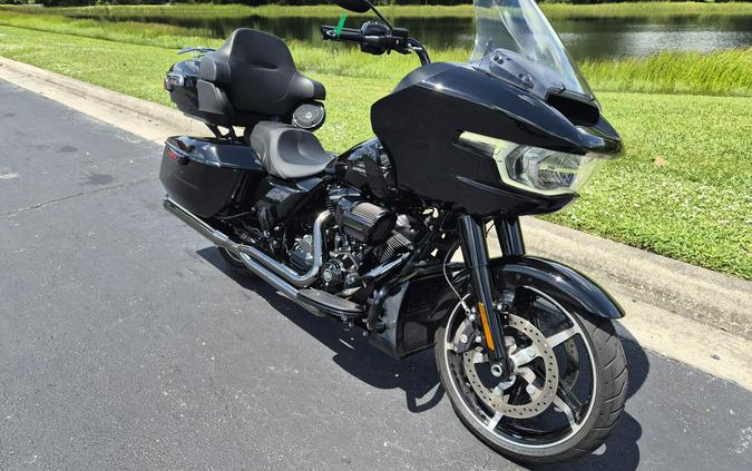 FLTRX 2025 Road Glide