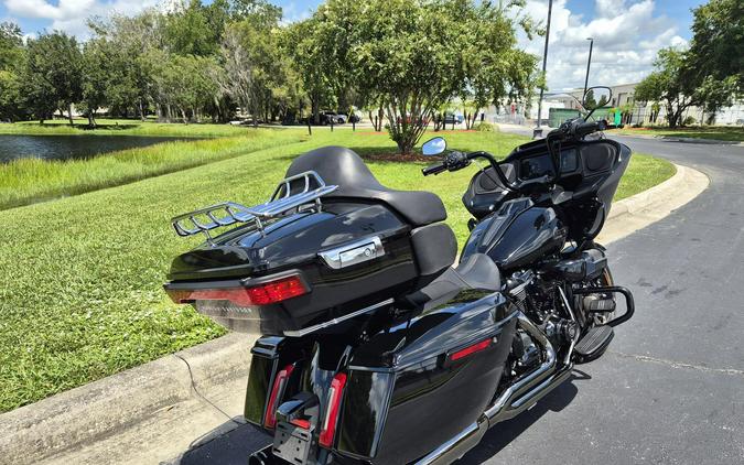 FLTRX 2025 Road Glide