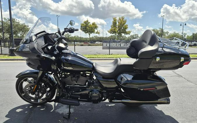 FLTRX 2025 Road Glide