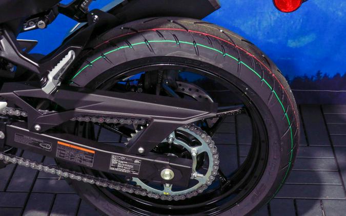 2026 Kawasaki Ninja 500 Metallic Flat Spark Black