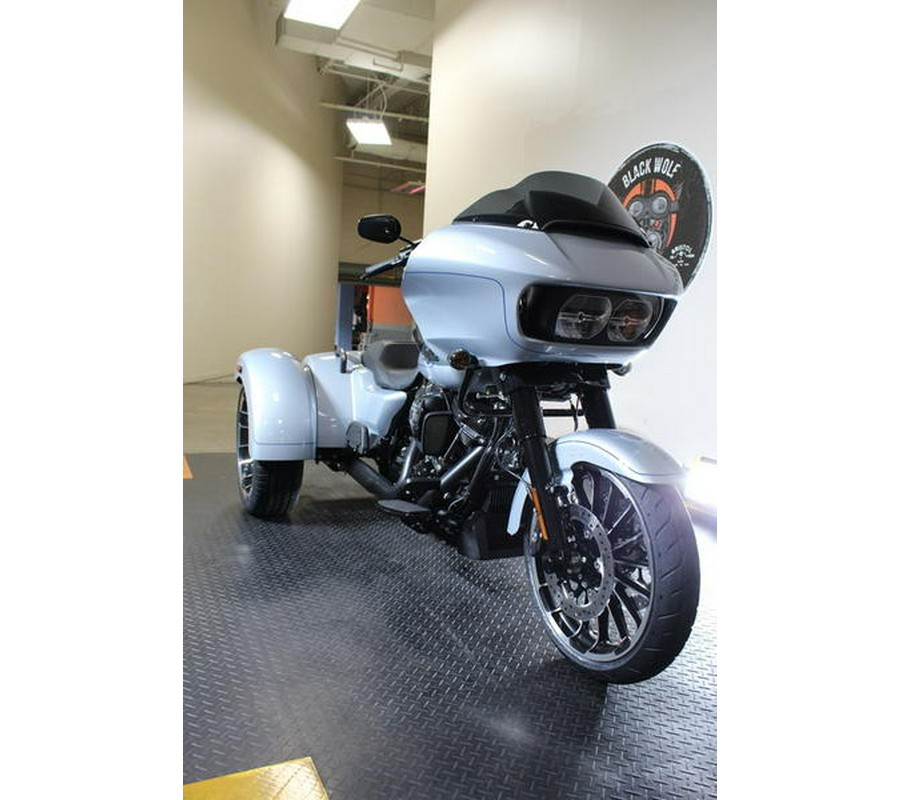 2024 Harley-Davidson® FLTRT - Road Glide® 3