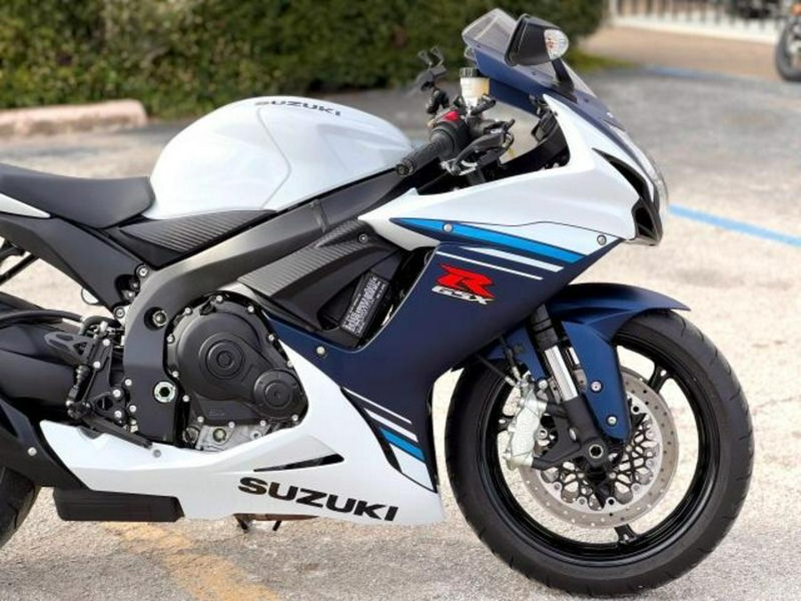 2023 Suzuki GSX-R600