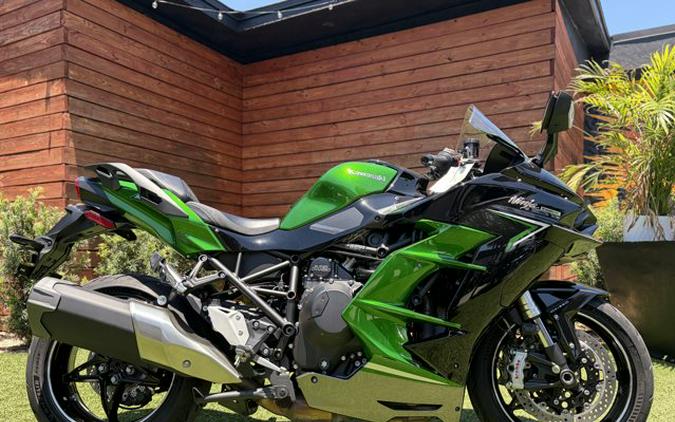 2022 Kawasaki NINJA H2 SX SE