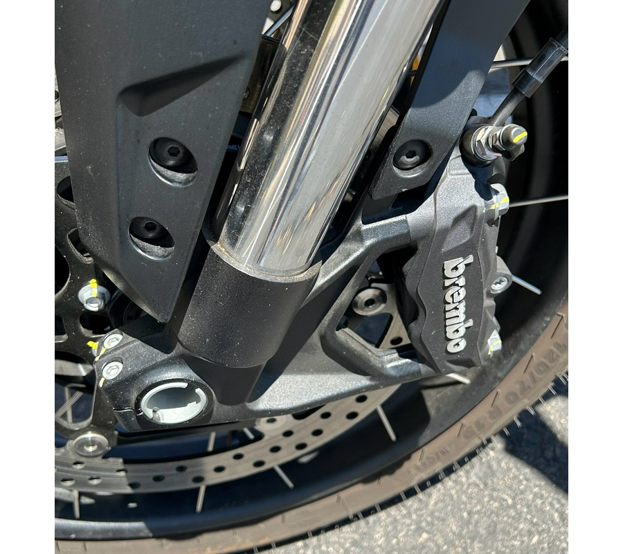 2024 Moto Guzzi Stelvio