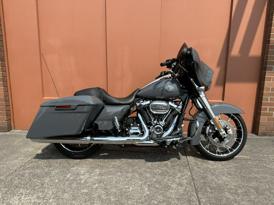 2022 Harley-Davidson Street Glide Special Gunship Gray