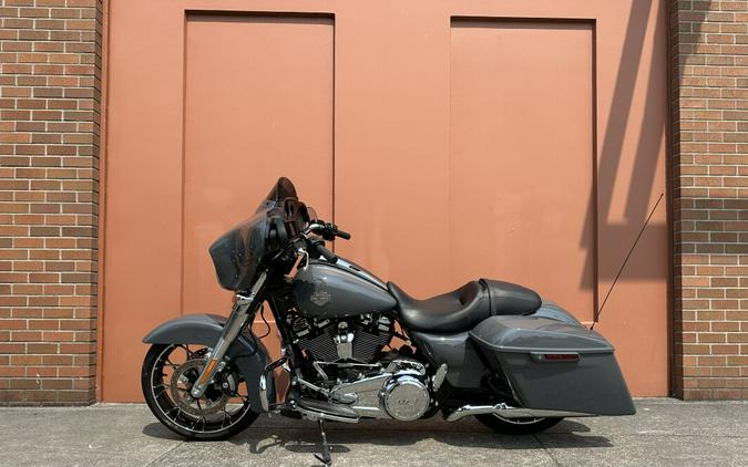 2022 Harley-Davidson Street Glide Special Gunship Gray