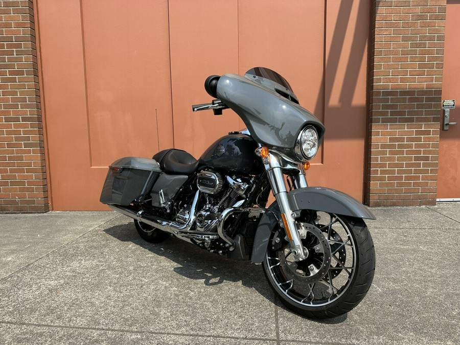 2022 Harley-Davidson Street Glide Special Gunship Gray