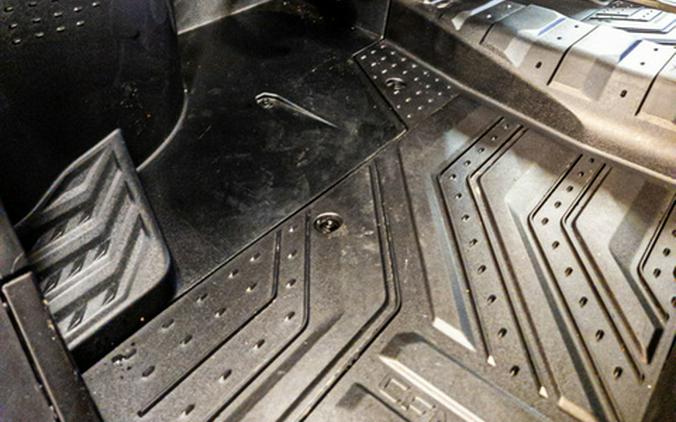 2025 CFMOTO UFORCE U10 Pro