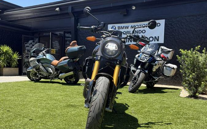 2022 Indian FTR 1200 R CARBON, CARBON FIBER