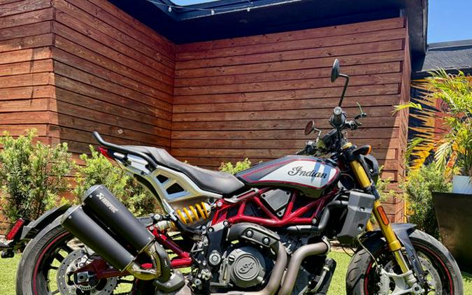 2022 Indian FTR 1200 R CARBON, CARBON FIBER