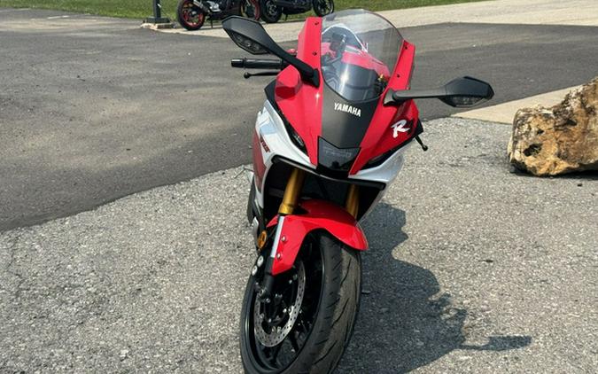 2026 Yamaha YZF R7 70Th Anniversary Edition