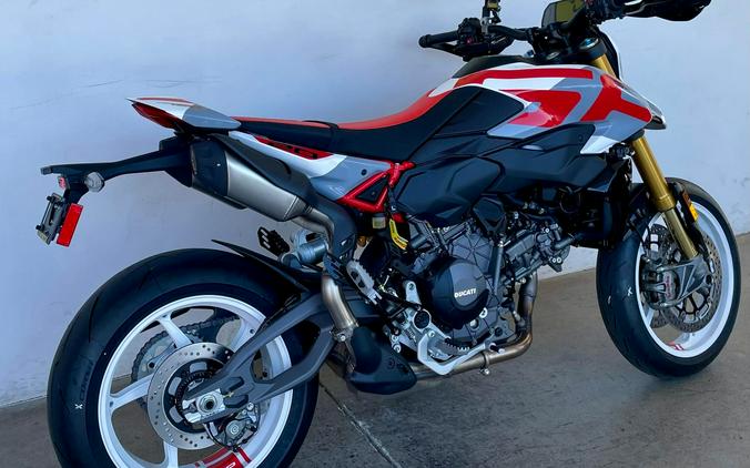 2026 Ducati HYPERMOTARD V2 SP