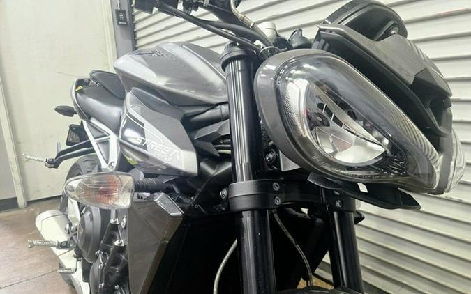 2024 Triumph Street Triple 765 R Silver Ice