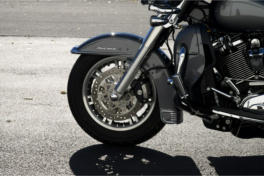 2022 Harley-Davidson® FLHTCUTG Tri Glide Ultra