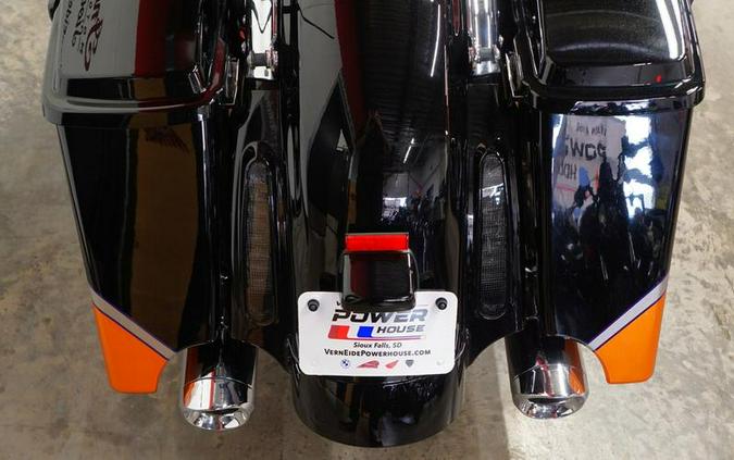 2011 Harley-Davidson® FLHXSE2 - CVO™ Street Glide®