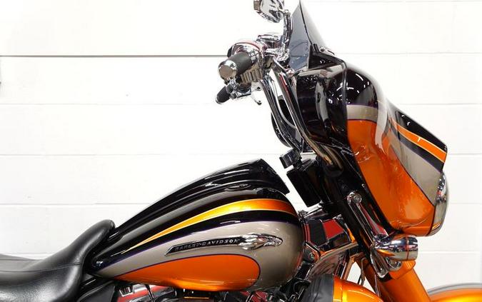 2011 Harley-Davidson® FLHXSE2 - CVO™ Street Glide®