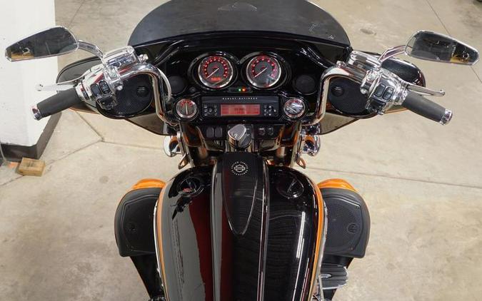2011 Harley-Davidson® FLHXSE2 - CVO™ Street Glide®