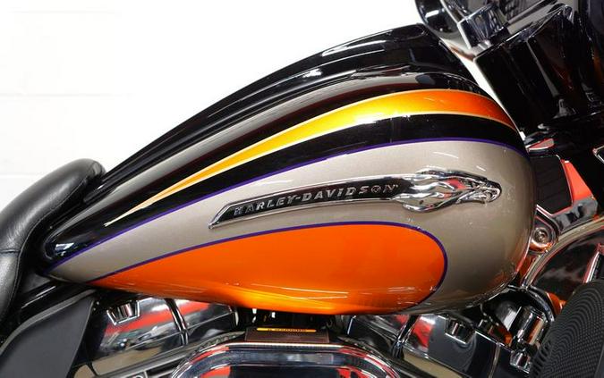 2011 Harley-Davidson® FLHXSE2 - CVO™ Street Glide®