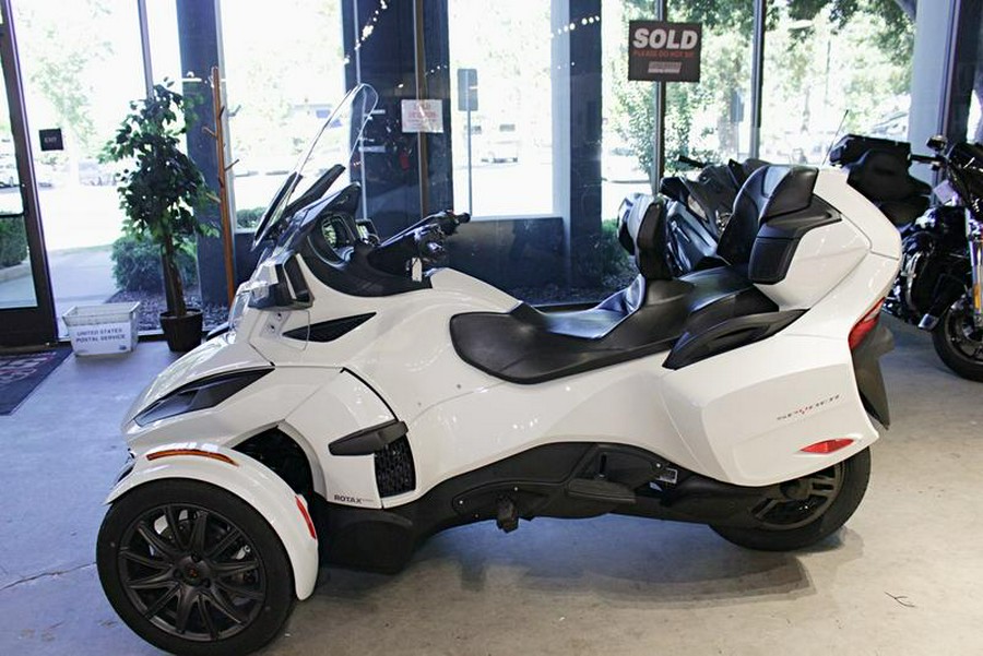 2019 Can-Am® Spyder® RT
