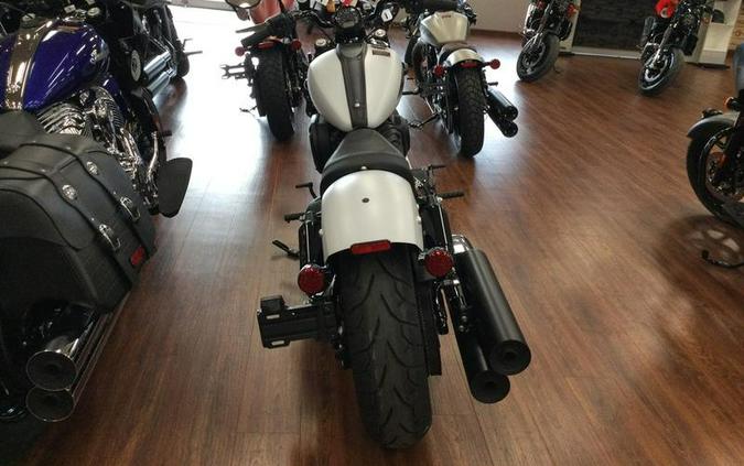 2024 Indian Motorcycle® Chief Bobber ABS Ghost White Metallic Smoke