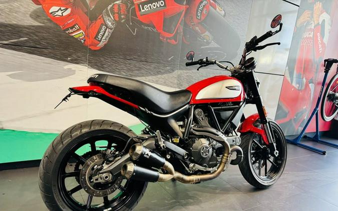 2015 Ducati Scrambler Icon Ducati Red