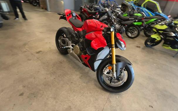 2026 Ducati STREETFIGHTER V4 S