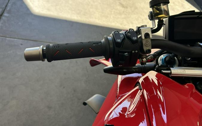 2026 Ducati STREETFIGHTER V4 S