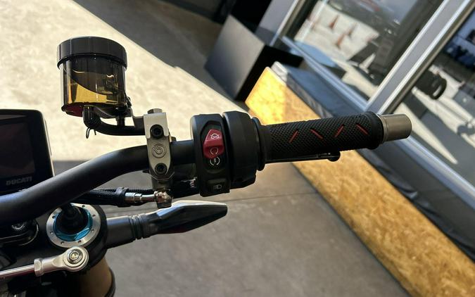 2026 Ducati STREETFIGHTER V4 S