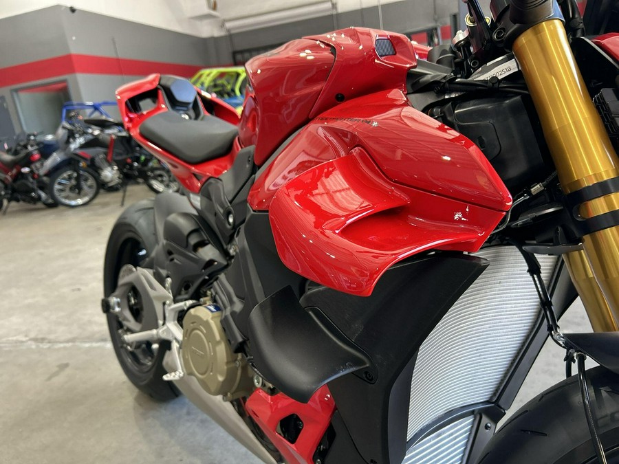 2026 Ducati STREETFIGHTER V4 S