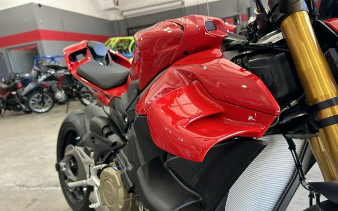 2026 Ducati STREETFIGHTER V4 S