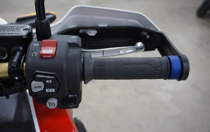 2025 Honda® Africa Twin Adventure Sports ES DCT