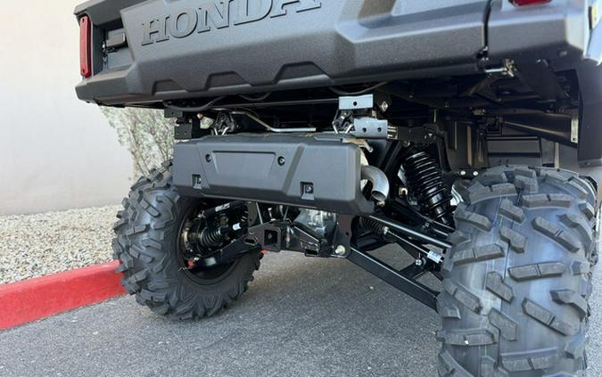 2026 Honda Pioneer 1000 Deluxe